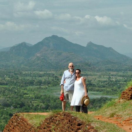Kassapa Home Stay Sigiriya Exterior foto